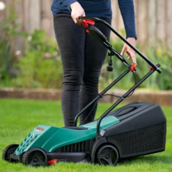 Bosch 1200W Rotak 32-12 Electric Lawn Mower - 32cm 16 Bosch 1200W Rotak 32-12 Electric Lawn Mower - 32cm -Garden Furniture Store 12875195 8975028915682314