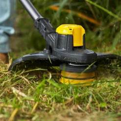 STANLEY FATMAX V20 18V Cordless 33Cm String Trimmer With Brushless Motor (Sfmcstb933M-Gb) -Garden Furniture Store 12882302 1374843589396589