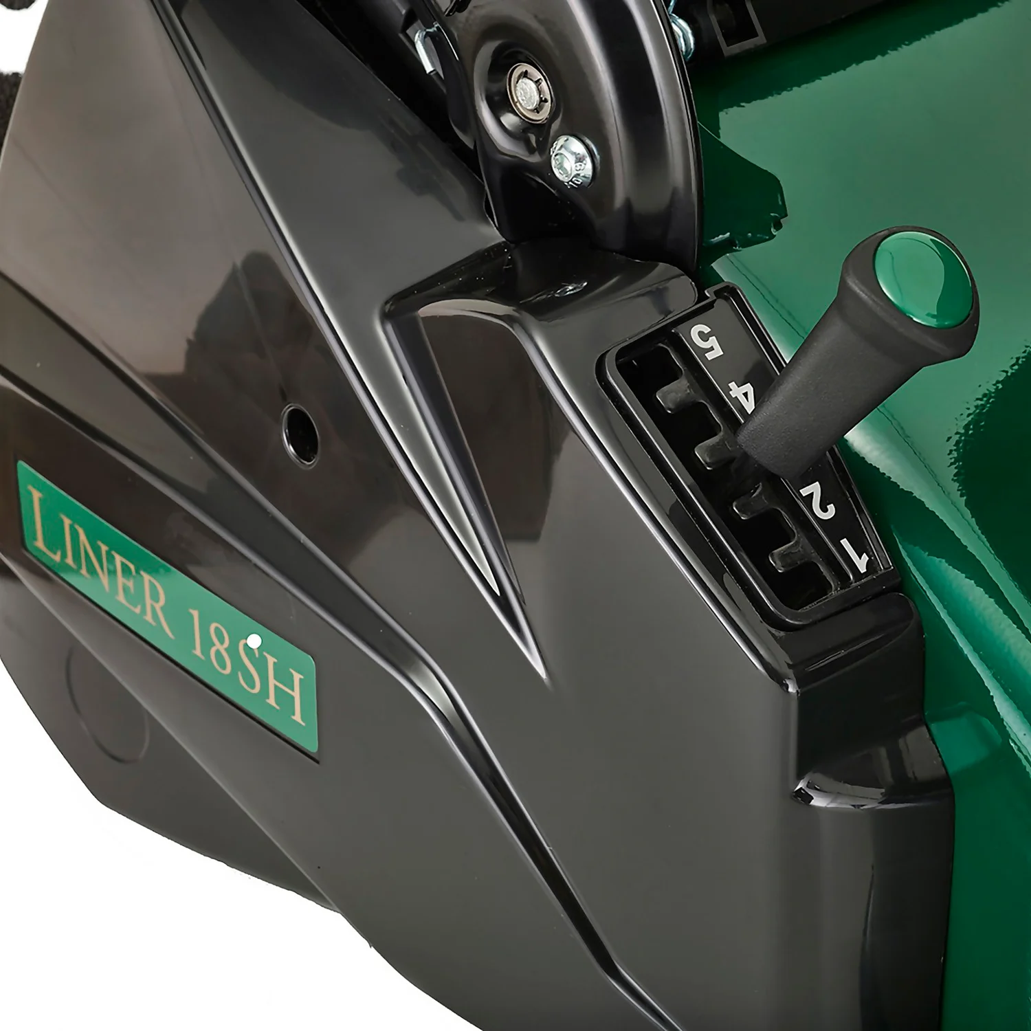 Atco 145cc Liner 18SH Petrol Lawn Mower - 46cm 9 Atco 145cc Liner 18SH Petrol Lawn Mower - 46cm - Image 7