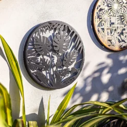 Jungle Leaf Garden Wall Art 35cm - Black -Garden Furniture Store 13981006 8385005835492067
