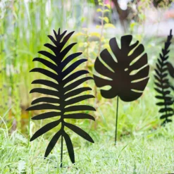 Jungle Black Ground Stakes - 45cm (Assorted Designs) -Garden Furniture Store 13981010 1535005324495575