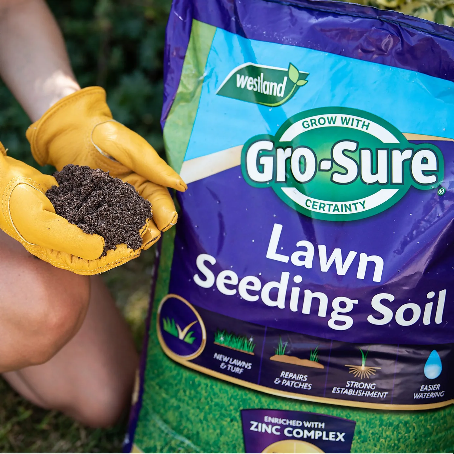 Gro-Sure Lawn Seeding Soil 25L 4 Gro-Sure Lawn Seeding Soil 25L - Image 2